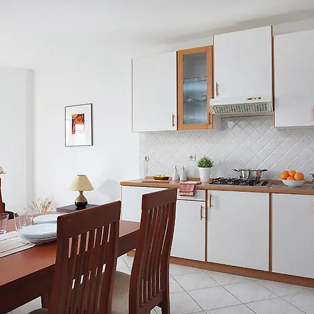 In With Kitchen