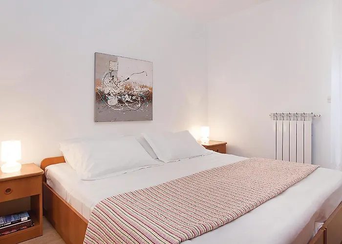 아파트 In With Kitchen